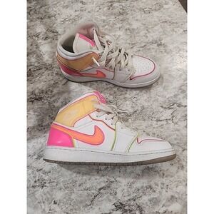 Nike Air Jordan 1 Mid GS Edge Glow White Pink‎ Blast (CV4611-100) Size 5.5 Youth